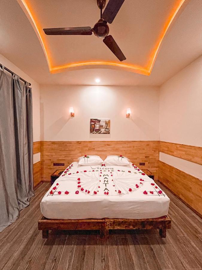 Manta Dhangethi Extérieur photo