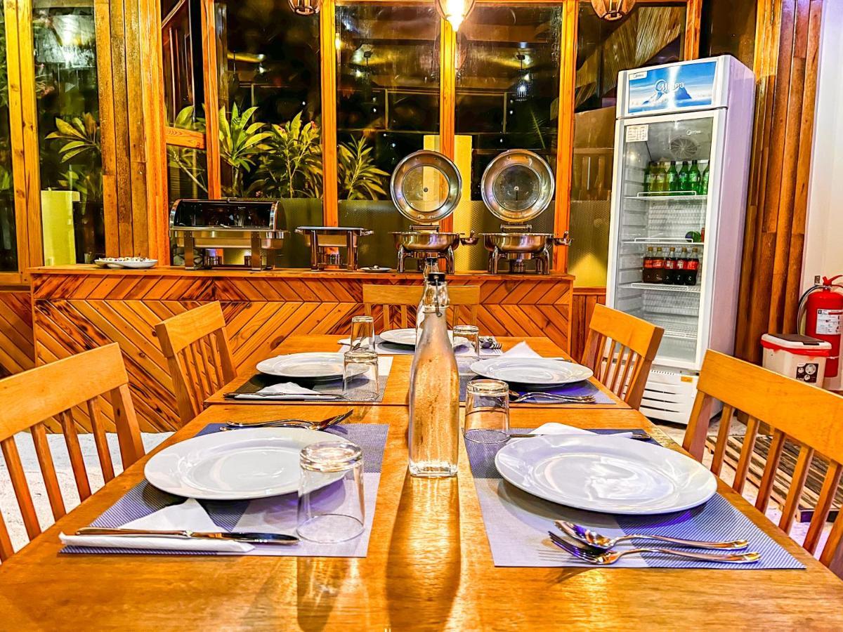 Manta Dhangethi Extérieur photo